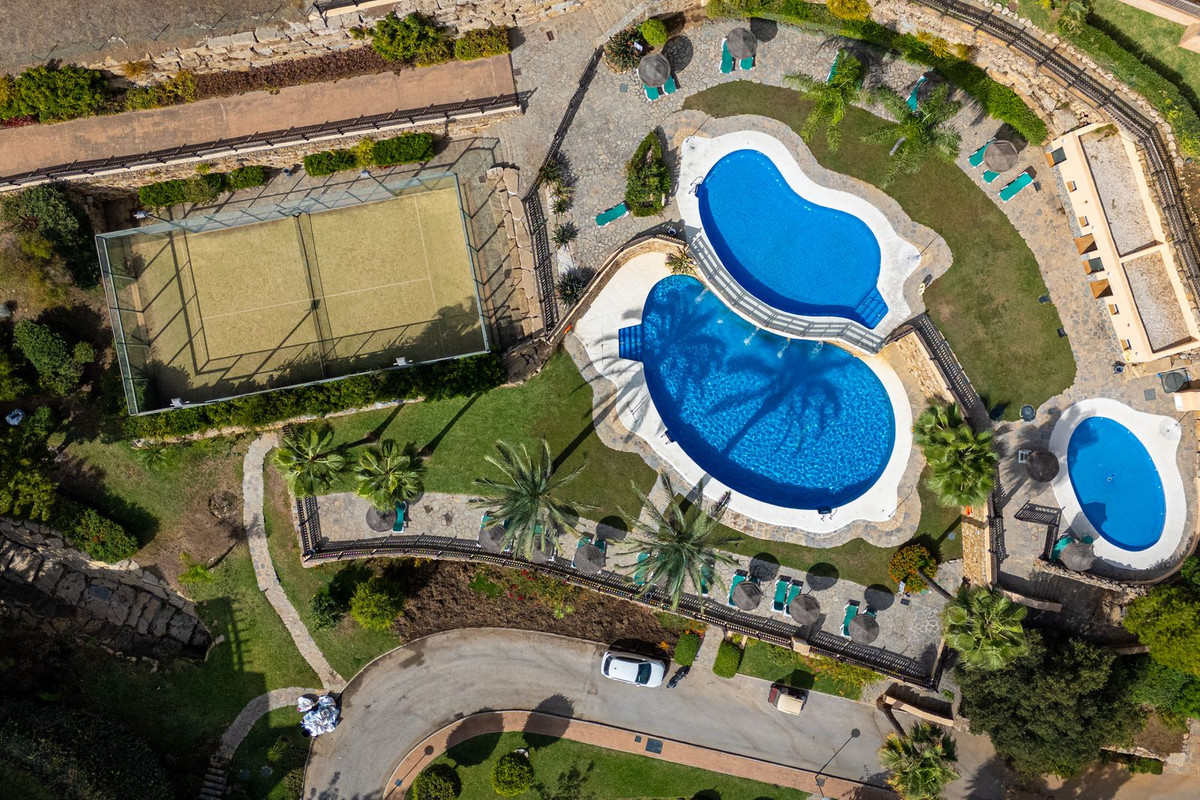 2 Bed Apartment for sale in La Mairena Costa Del Sol, Málaga, Spain