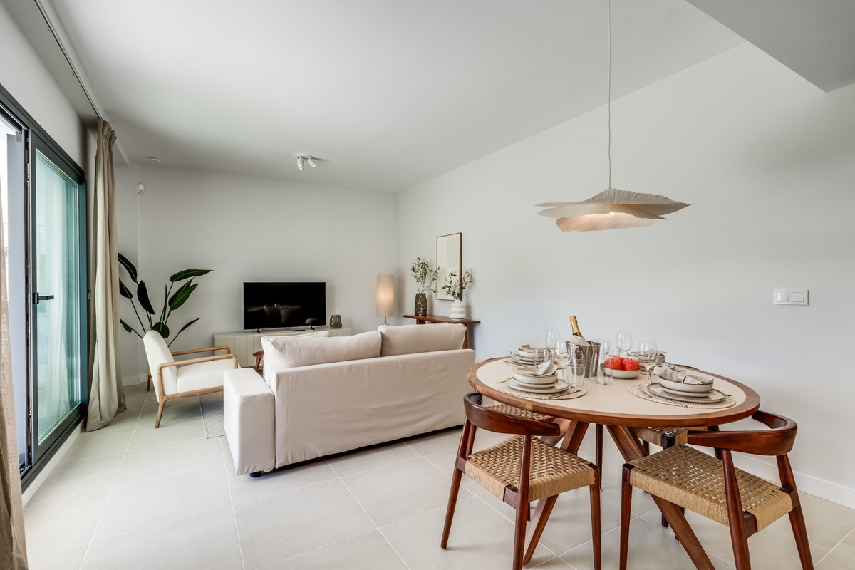 Se vende Apartamento Planta Baja de 2 dormitorios en Costa Del Sol, Málaga, España