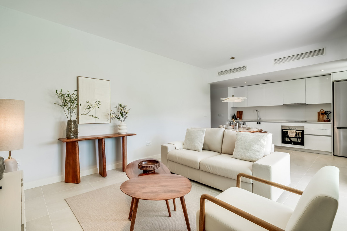 Se vende Apartamento Planta Baja de 2 dormitorios en Costa Del Sol, Málaga, España