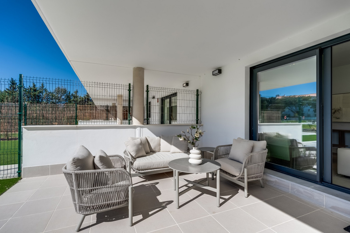 Se vende Apartamento Planta Baja de 2 dormitorios en Costa Del Sol, Málaga, España
