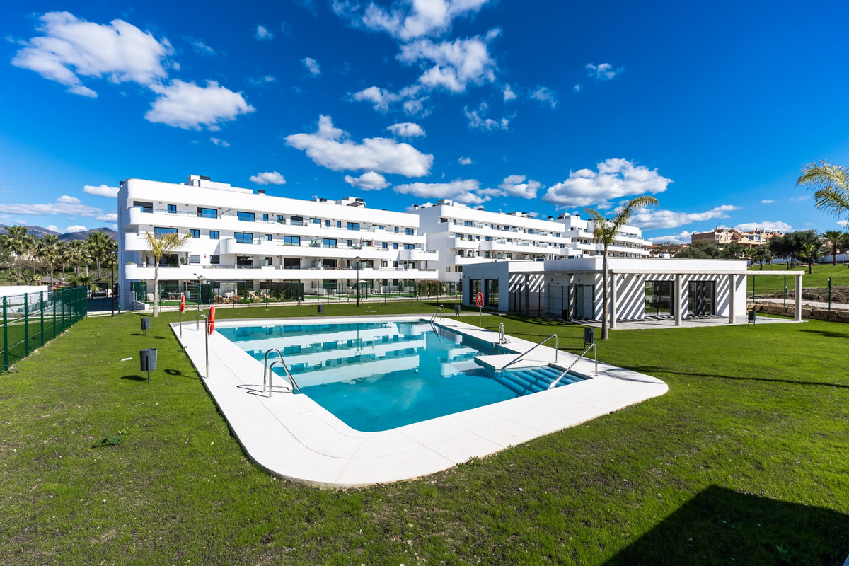 Se vende Apartamento Planta Baja de 2 dormitorios en Costa Del Sol, Málaga, España