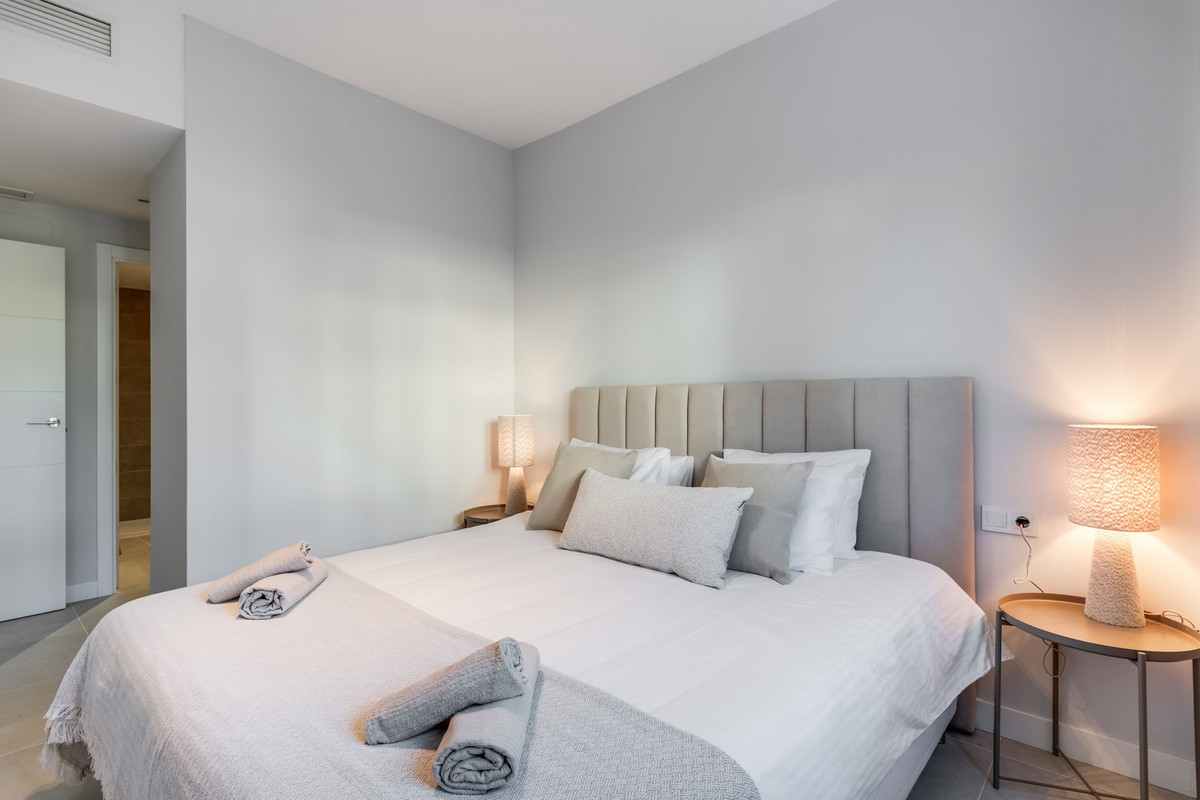 Se vende Apartamento Planta Baja de 2 dormitorios en Costa Del Sol, Málaga, España