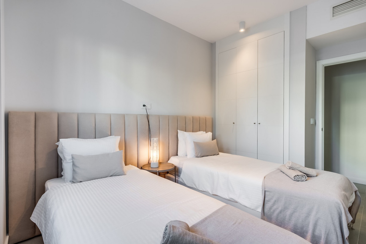 Se vende Apartamento Planta Baja de 2 dormitorios en Costa Del Sol, Málaga, España