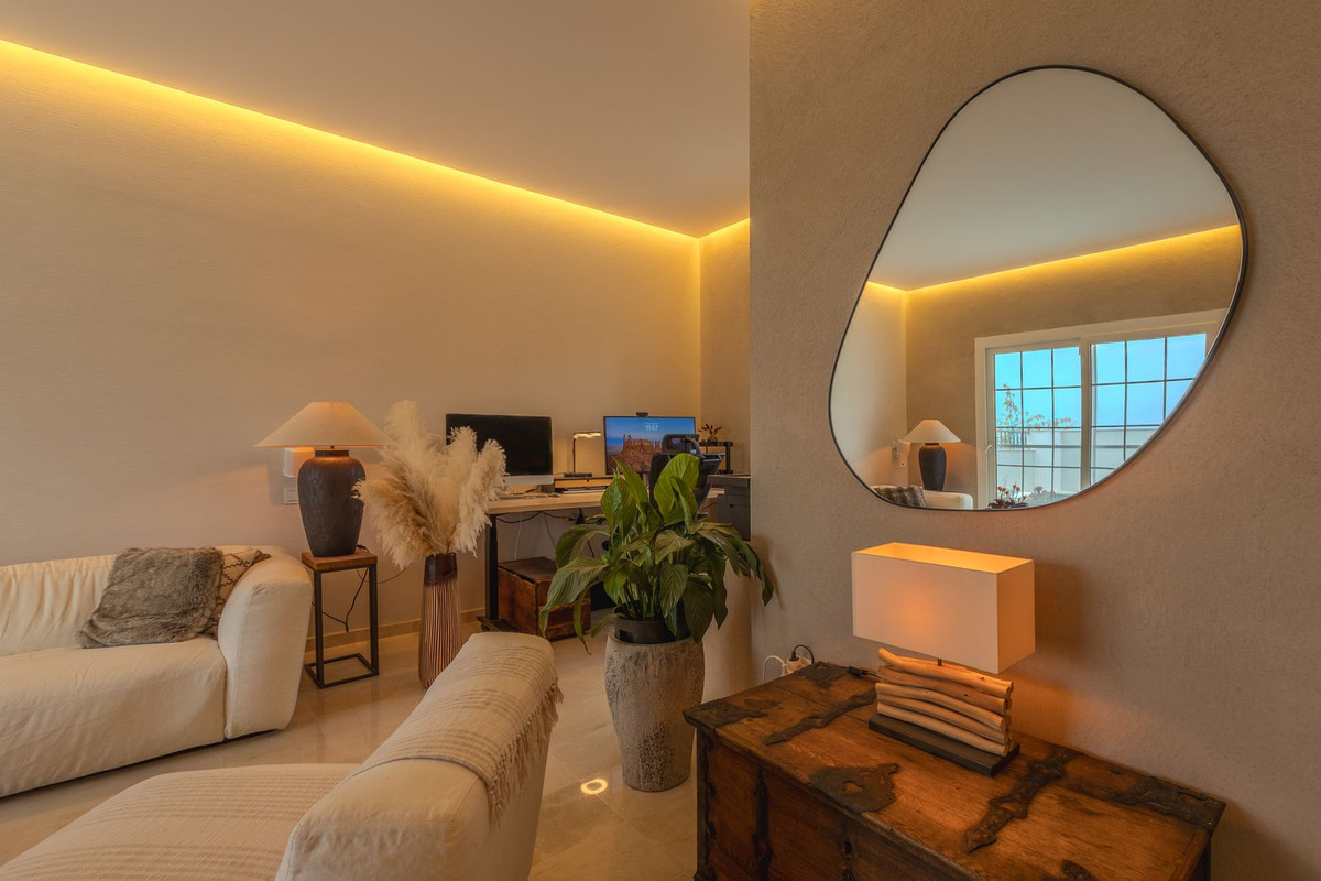 4 Bed Townhouse for sale in Nueva Andalucía Costa Del Sol, Málaga, Spain
