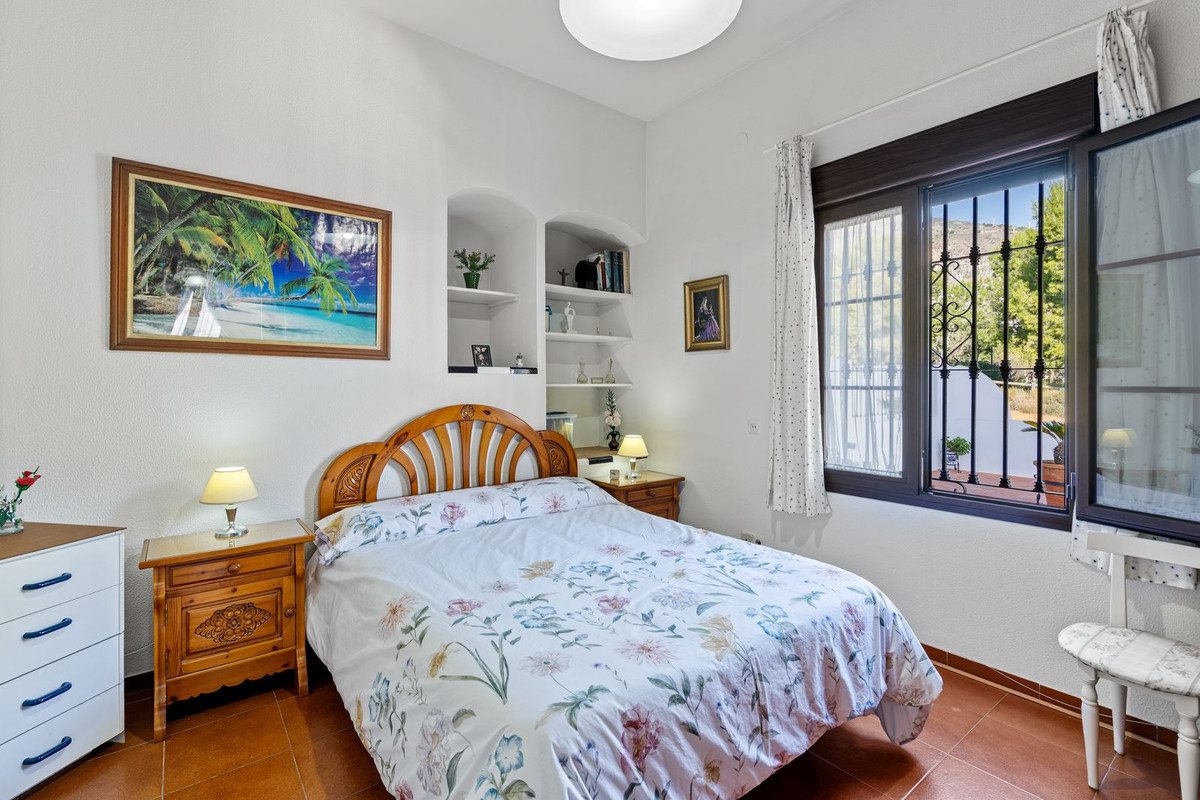 Se vende Villa - Chalet de 5 dormitorios en Costa Del Sol, Málaga, España
