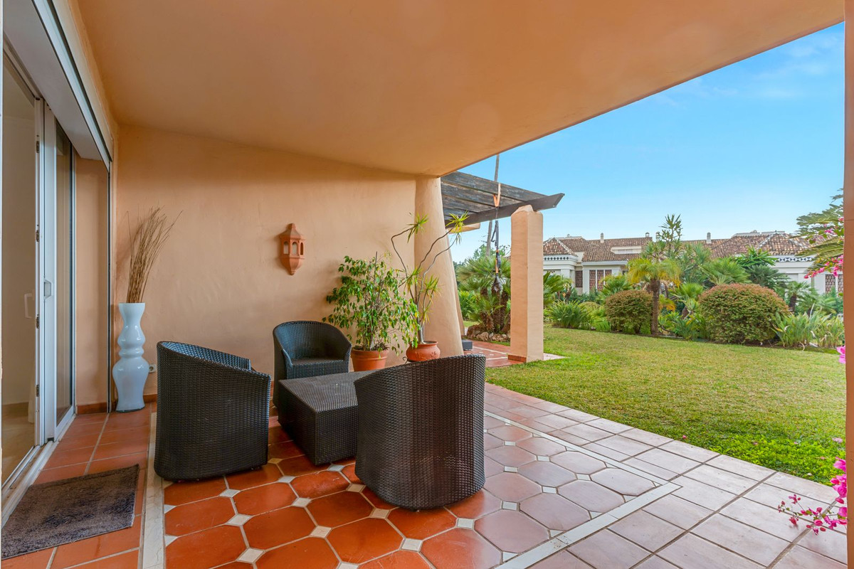 3 Bed Apartment for sale in Sierra Blanca Costa Del Sol, Málaga, Spain
