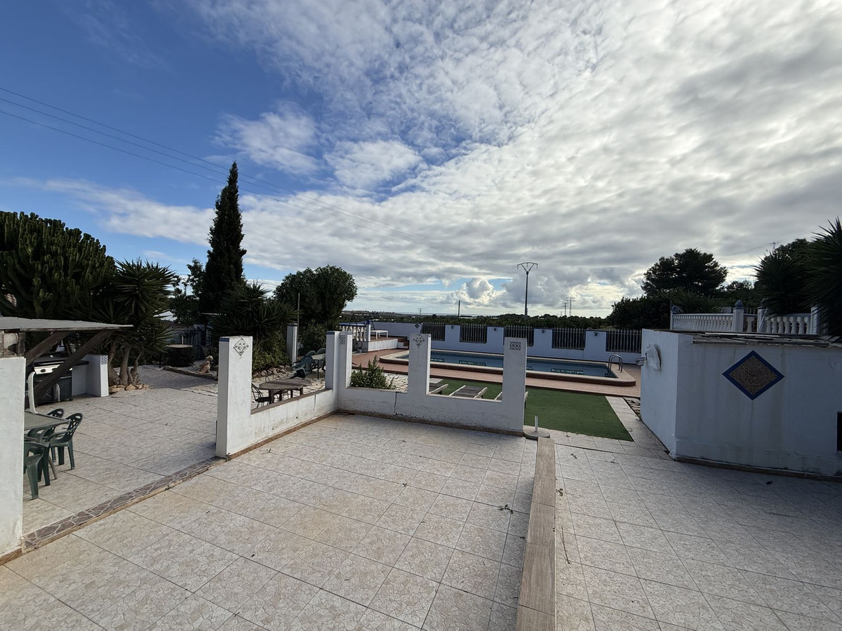4 Bed Townhouse for sale in Pinar De Campoverde Costa Blanca, Alicante, Spain