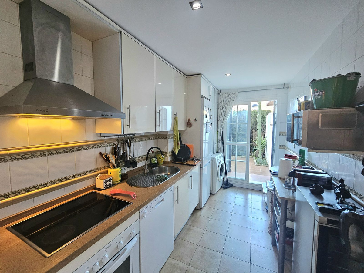2 Bed Apartment for sale in Mijas Costa Del Sol, Málaga, Spain