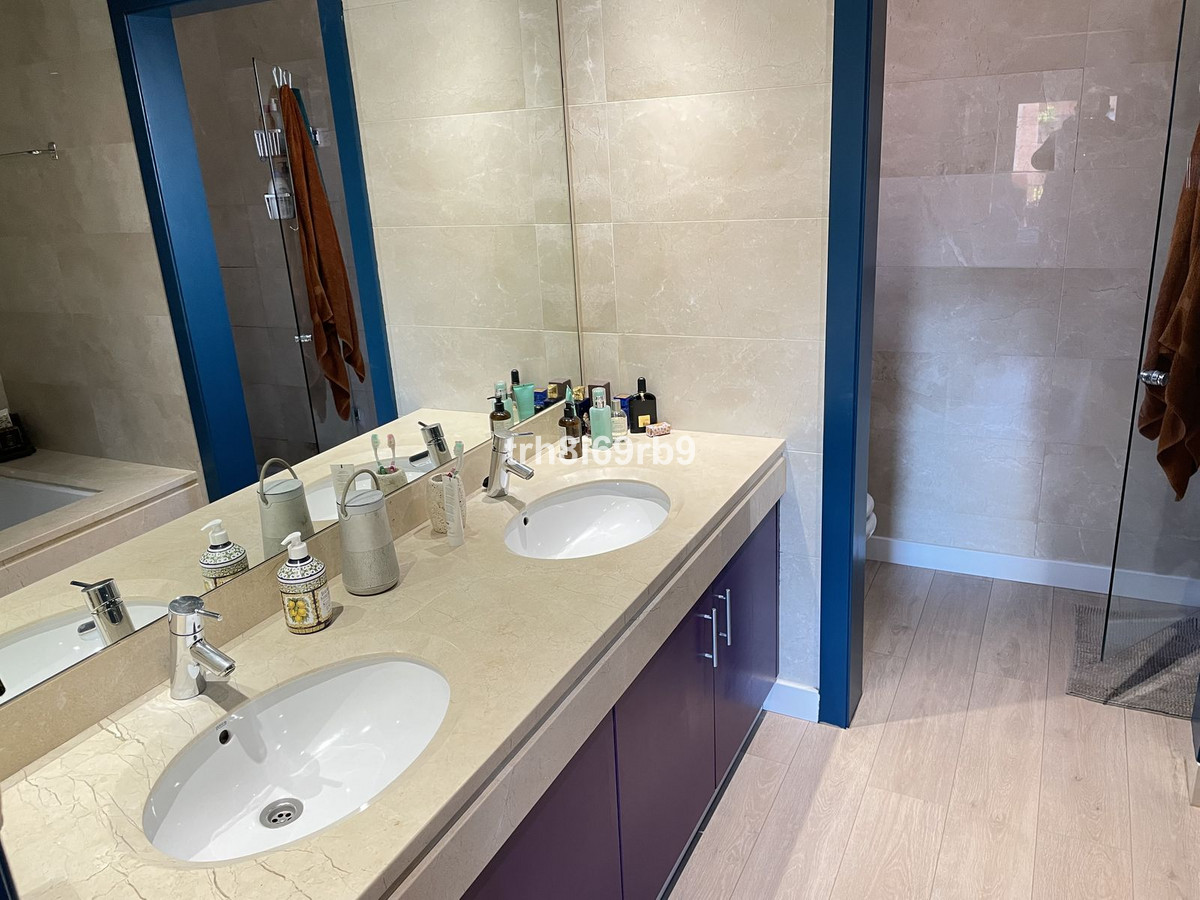 2 Bed Apartment for sale in Bel Air Costa Del Sol, Málaga, Spain