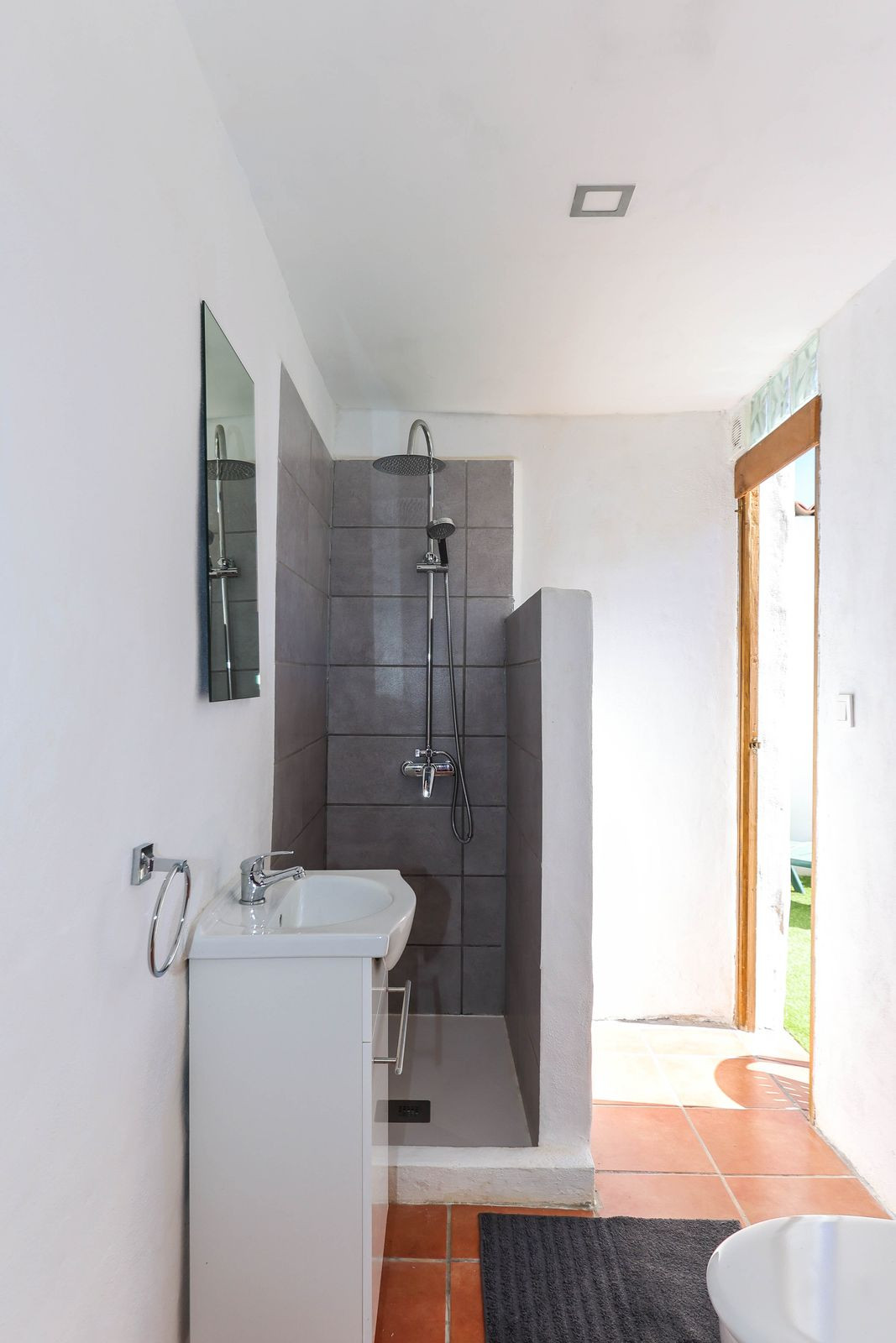 3 Bed Townhouse for sale in Casarabonela Costa Del Sol, Málaga, Spain