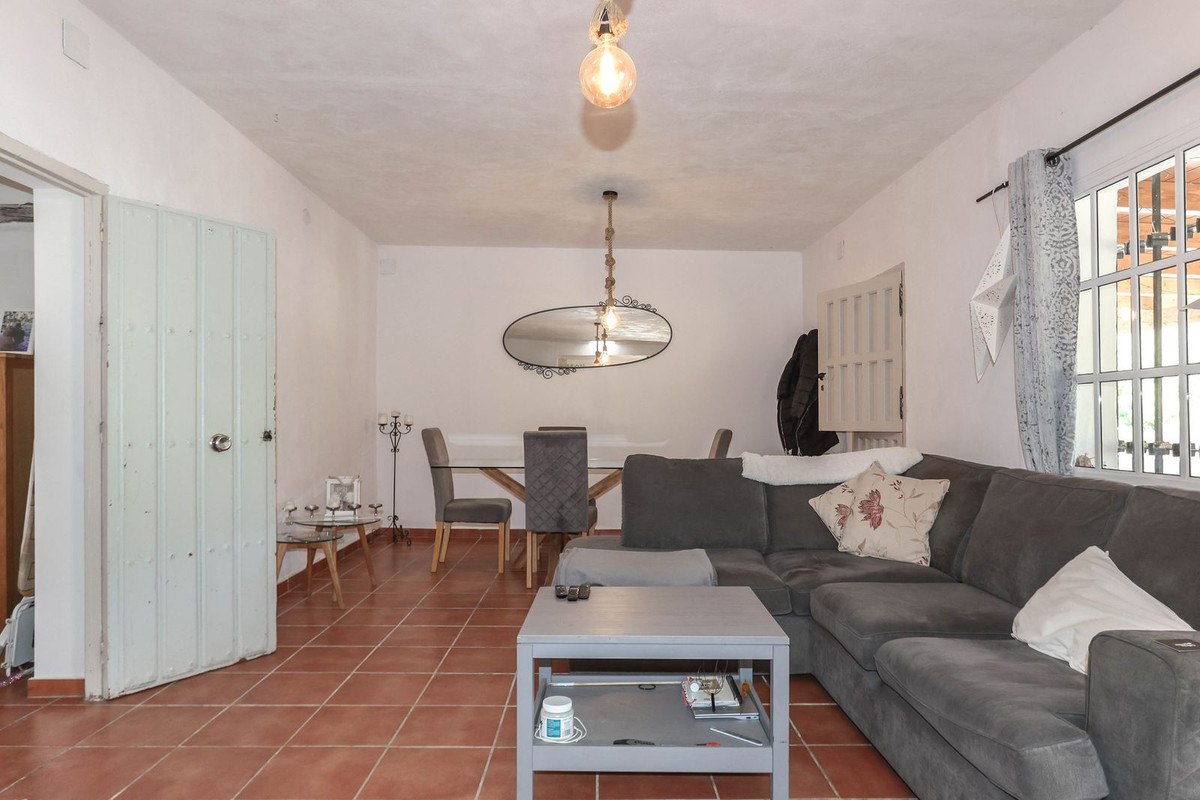 3 Bed Townhouse for sale in Casarabonela Costa Del Sol, Málaga, Spain