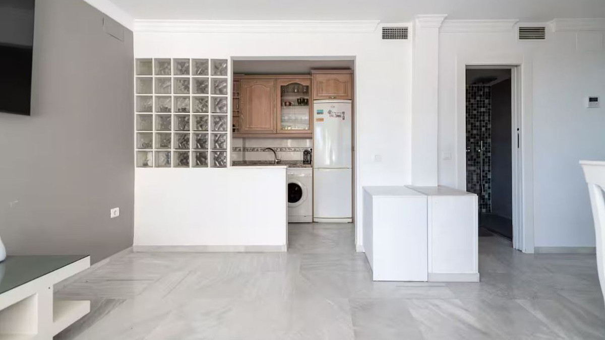 1 Bed Apartment for sale in Marbella Costa Del Sol, Málaga, Spain