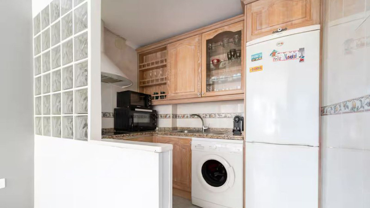 1 Bed Apartment for sale in Marbella Costa Del Sol, Málaga, Spain