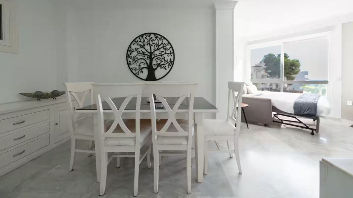 1 Bed Apartment for sale in Marbella Costa Del Sol, Málaga, Spain
