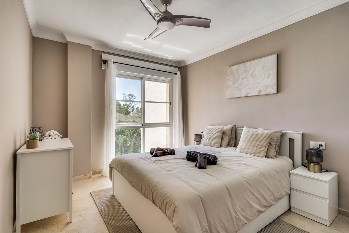 2 Bed Apartment for sale in Atalaya Costa Del Sol, Málaga, Spain