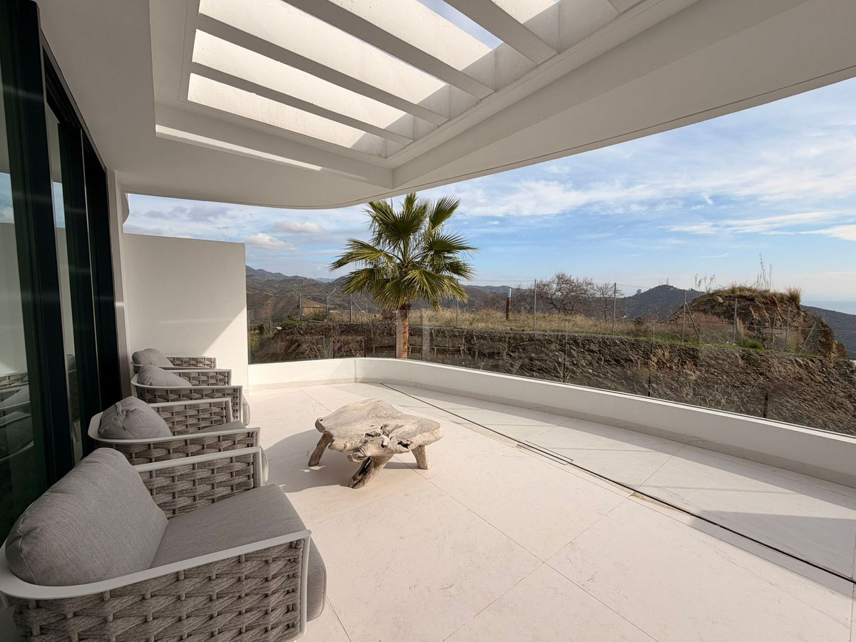 Se vende Apartamento Planta Media de 2 dormitorios en Costa Del Sol, Málaga, España