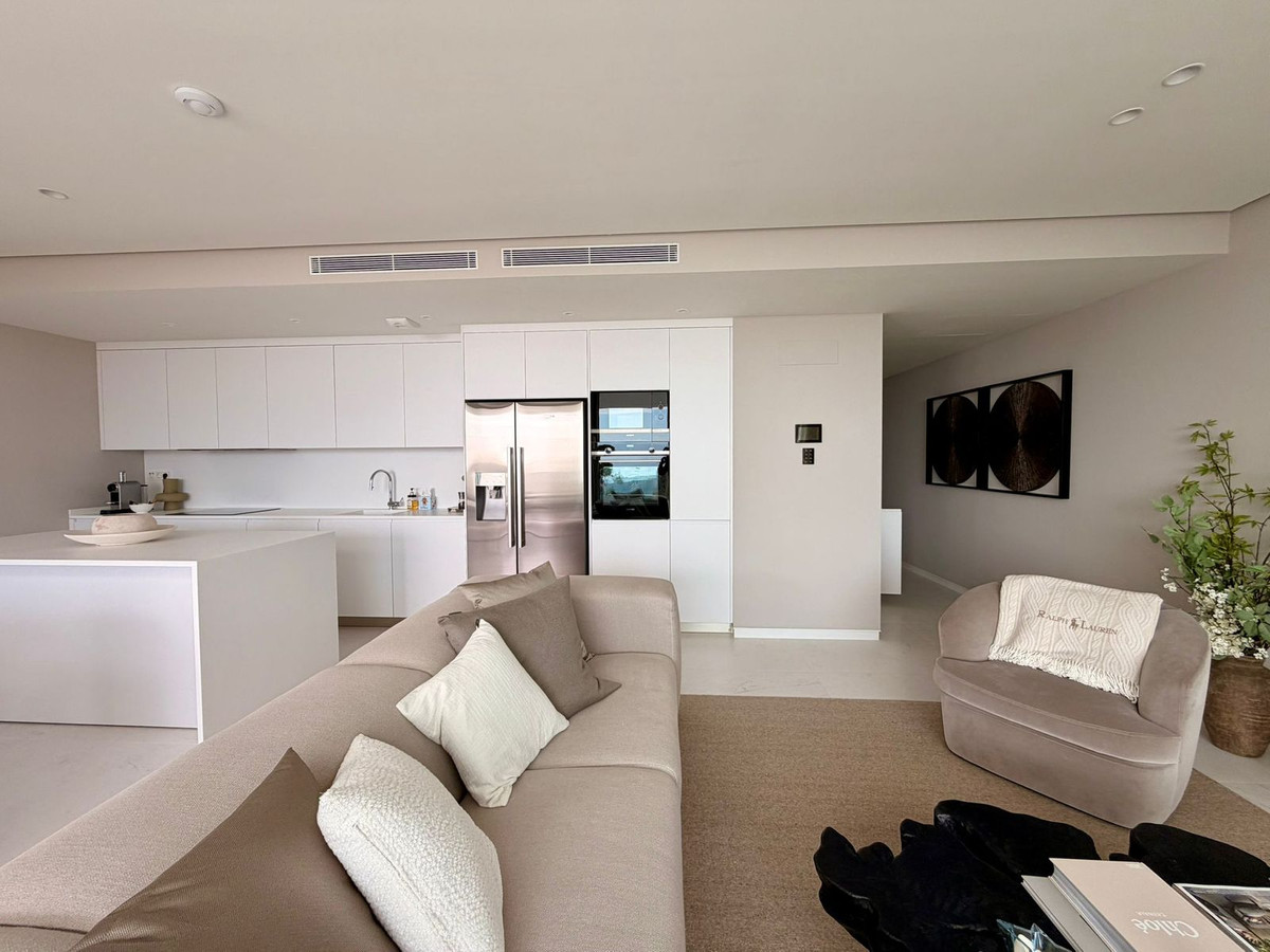 Se vende Apartamento Planta Media de 2 dormitorios en Costa Del Sol, Málaga, España