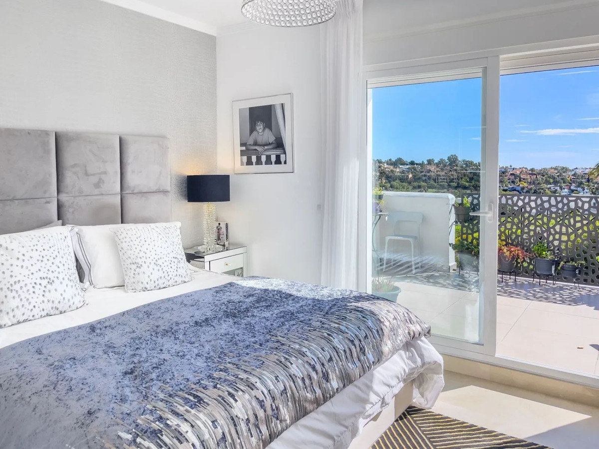 3 Bed Townhouse for sale in El Paraiso Costa Del Sol, Málaga, Spain