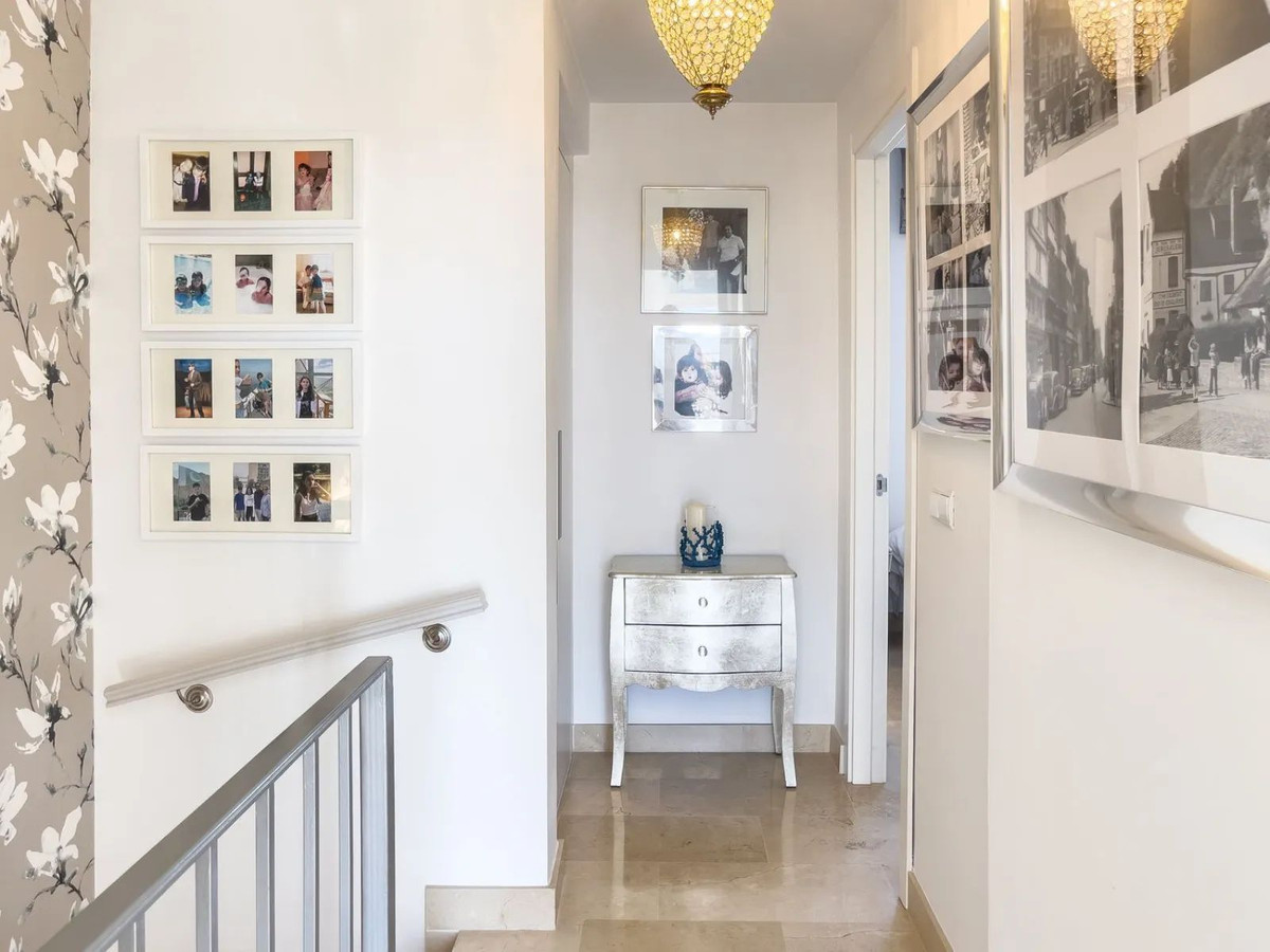 3 Bed Townhouse for sale in El Paraiso Costa Del Sol, Málaga, Spain