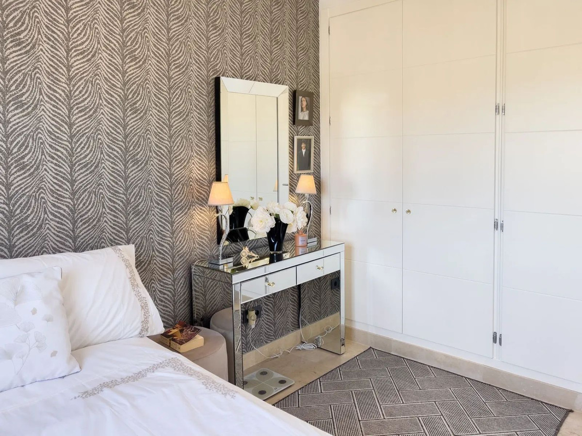 3 Bed Townhouse for sale in El Paraiso Costa Del Sol, Málaga, Spain