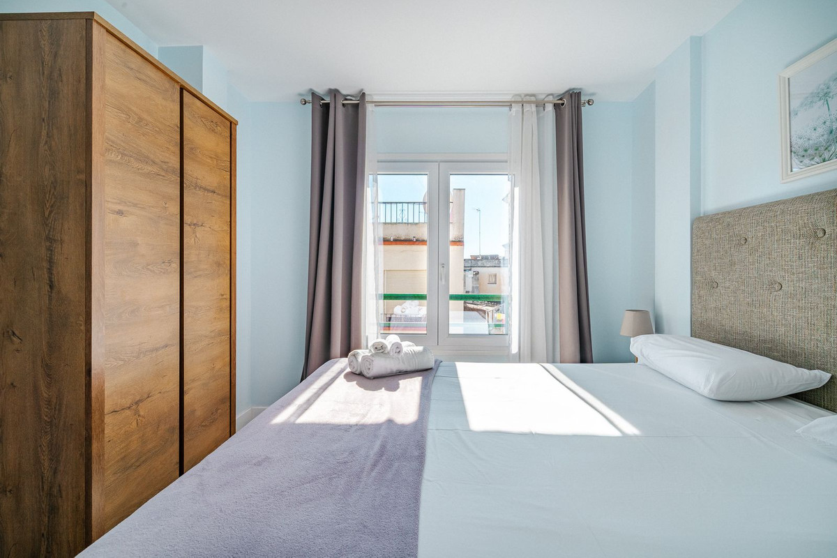 Se vende Aparthotel de 12 dormitorios en Costa Del Sol, Málaga, España