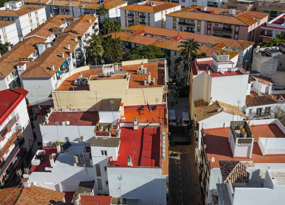Se vende Aparthotel de 12 dormitorios en Costa Del Sol, Málaga, España