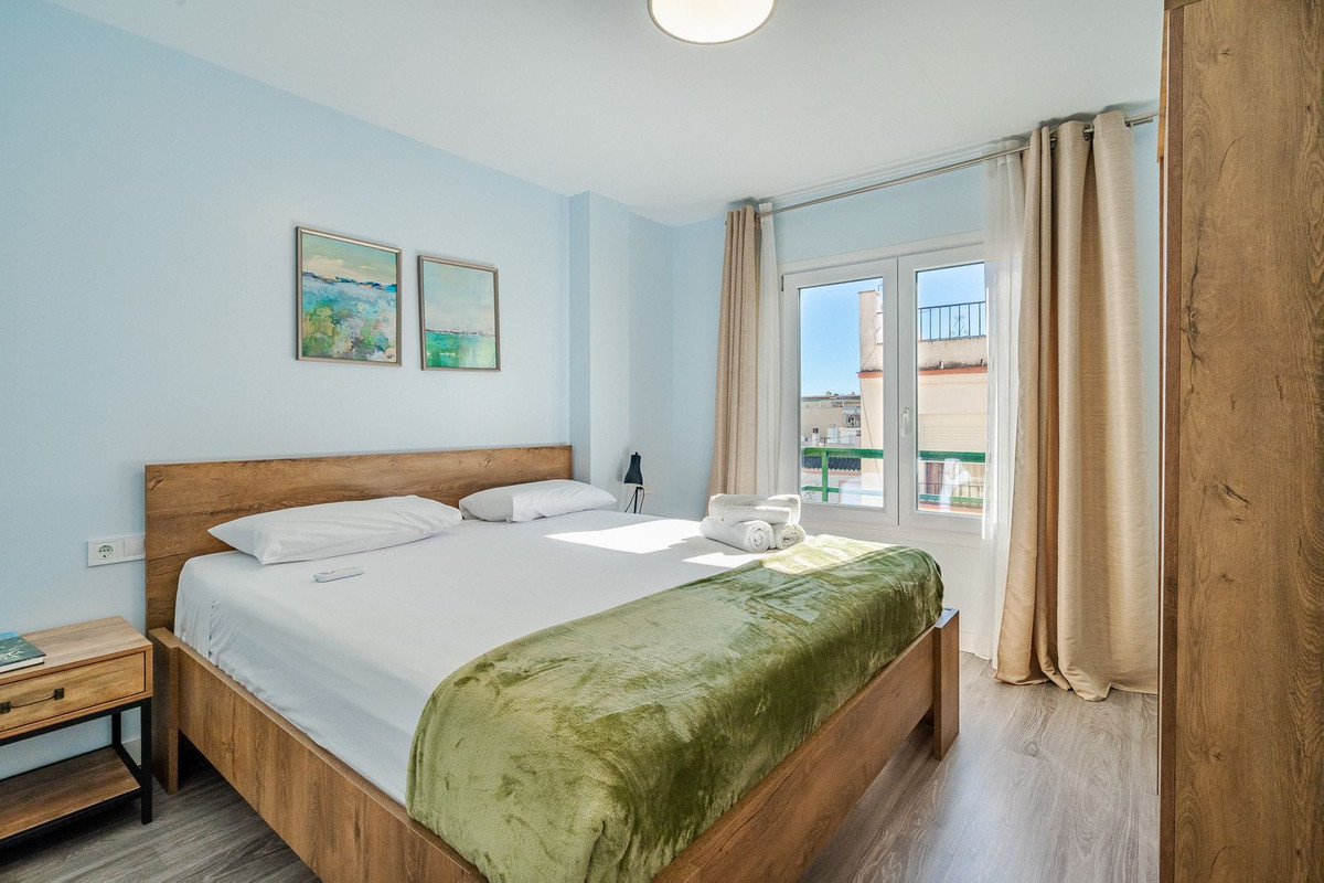 Se vende Aparthotel de 12 dormitorios en Costa Del Sol, Málaga, España