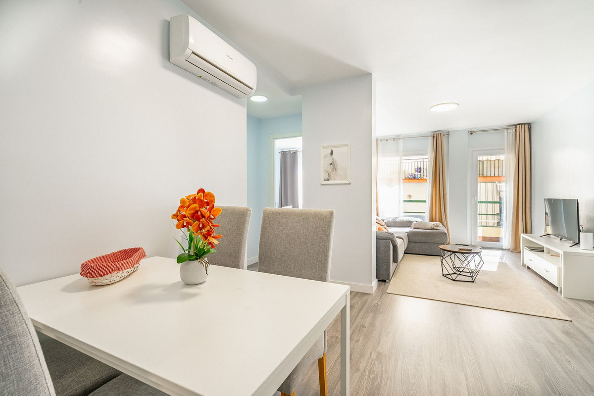 Se vende Aparthotel de 12 dormitorios en Costa Del Sol, Málaga, España