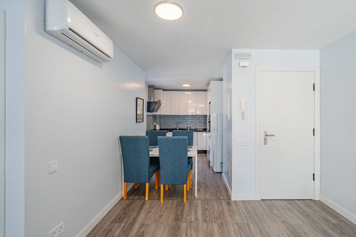 Se vende Aparthotel de 12 dormitorios en Costa Del Sol, Málaga, España