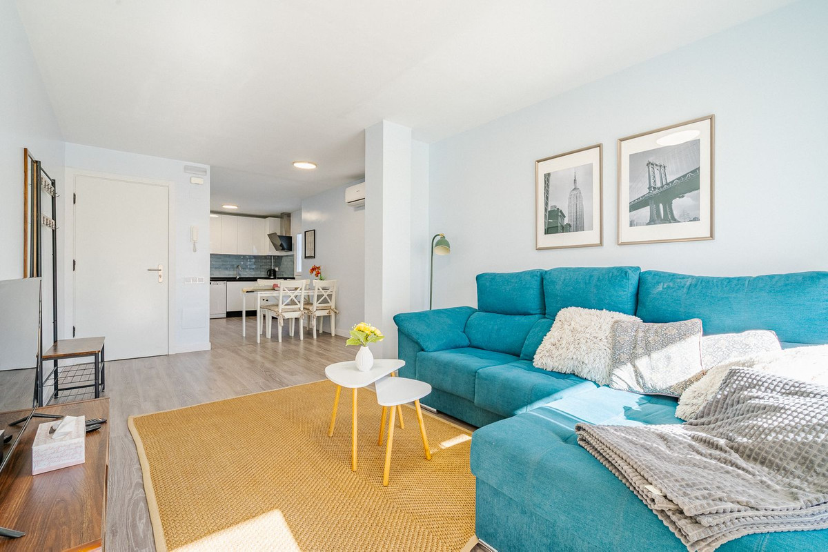 Se vende Aparthotel de 12 dormitorios en Costa Del Sol, Málaga, España