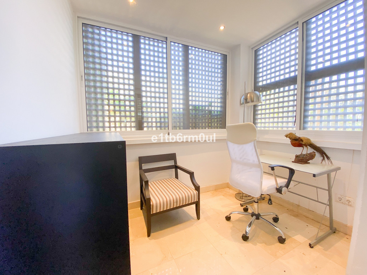 2 Bed Apartment for sale in Nueva Andalucía Costa Del Sol, Málaga, Spain