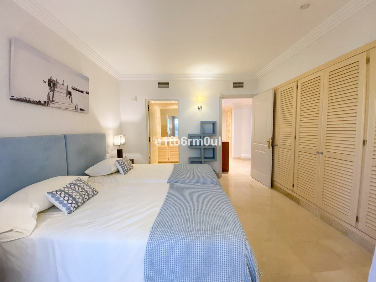 2 Bed Apartment for sale in Nueva Andalucía Costa Del Sol, Málaga, Spain