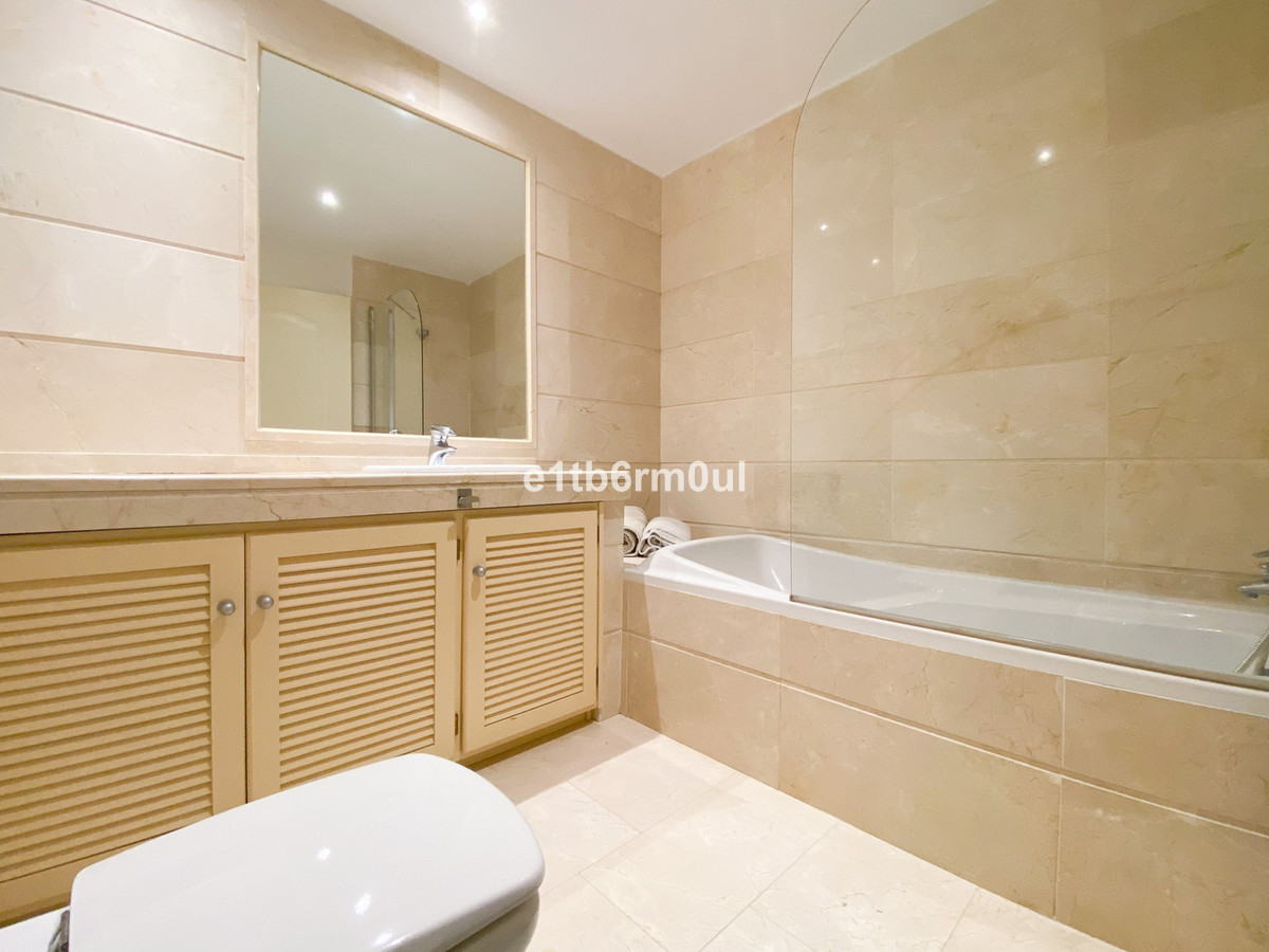 2 Bed Apartment for sale in Nueva Andalucía Costa Del Sol, Málaga, Spain