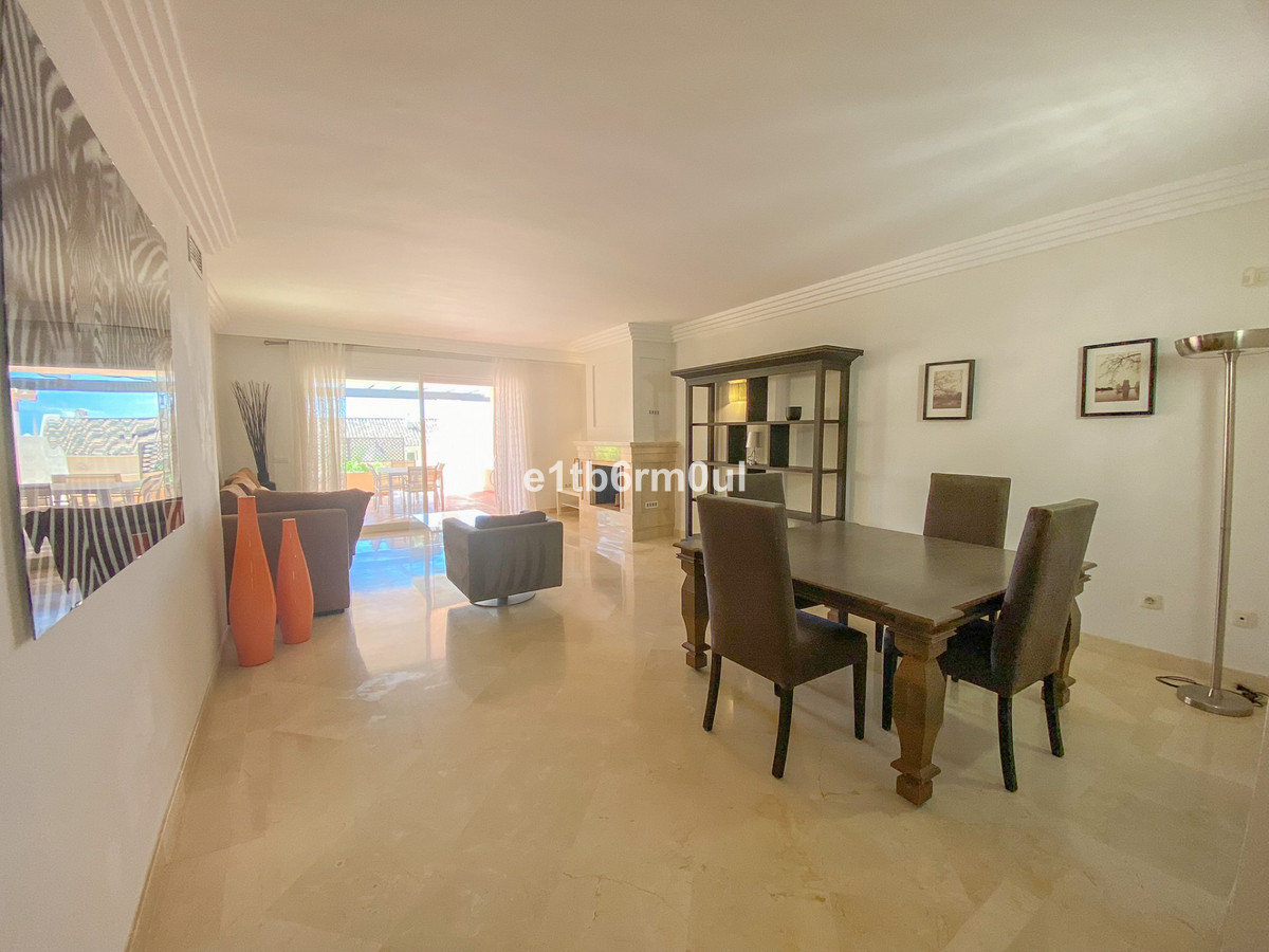 2 Bed Apartment for sale in Nueva Andalucía Costa Del Sol, Málaga, Spain