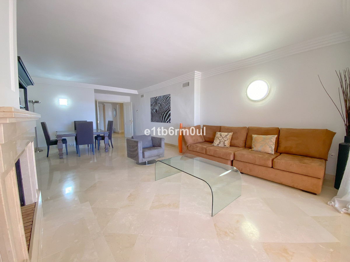 2 Bed Apartment for sale in Nueva Andalucía Costa Del Sol, Málaga, Spain