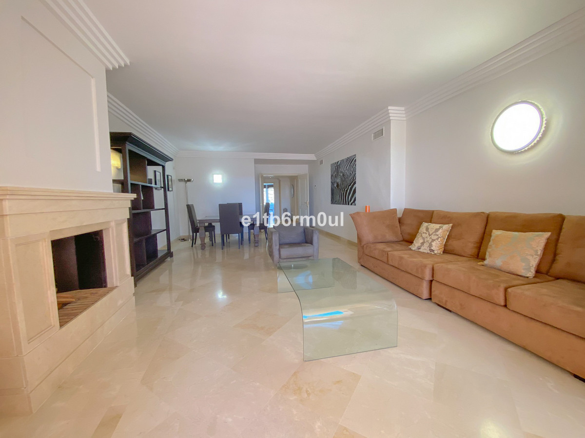 2 Bed Apartment for sale in Nueva Andalucía Costa Del Sol, Málaga, Spain