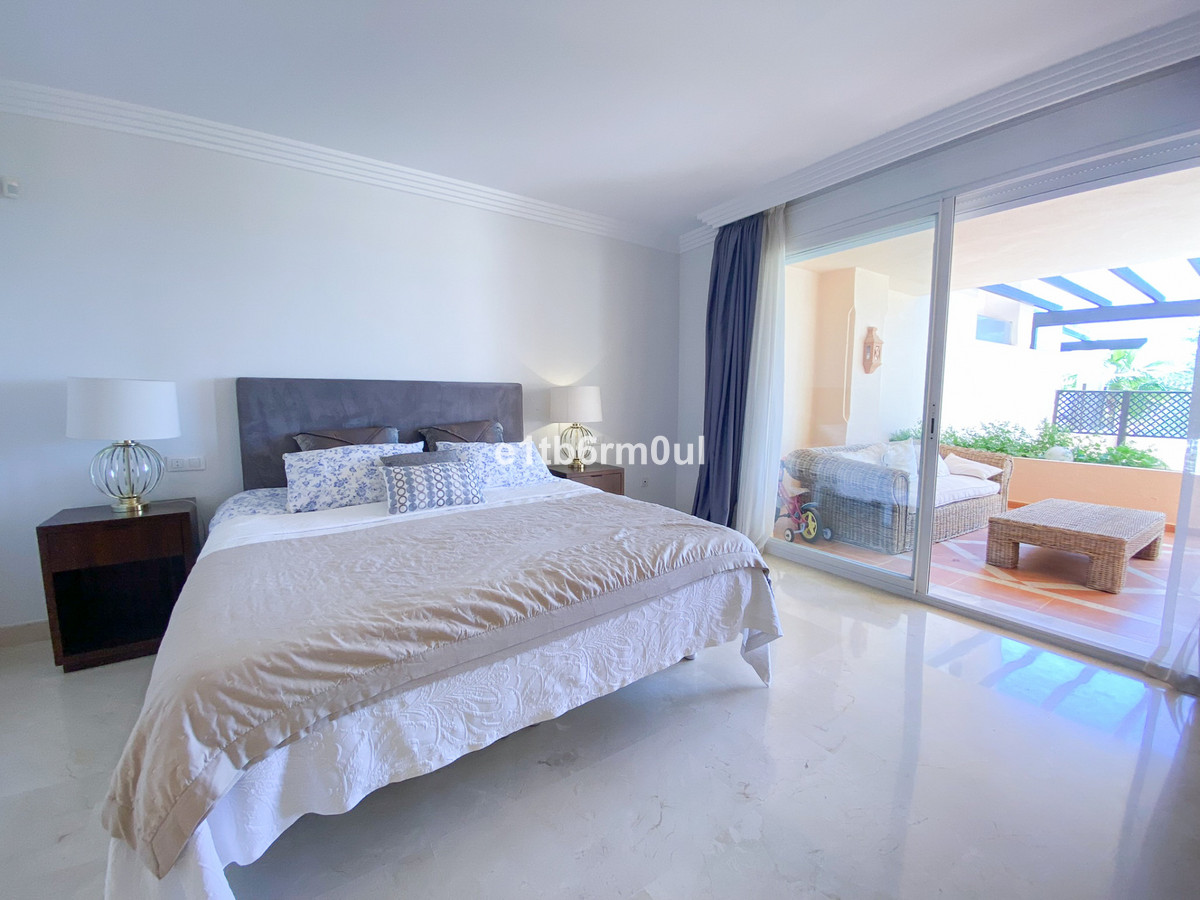 2 Bed Apartment for sale in Nueva Andalucía Costa Del Sol, Málaga, Spain