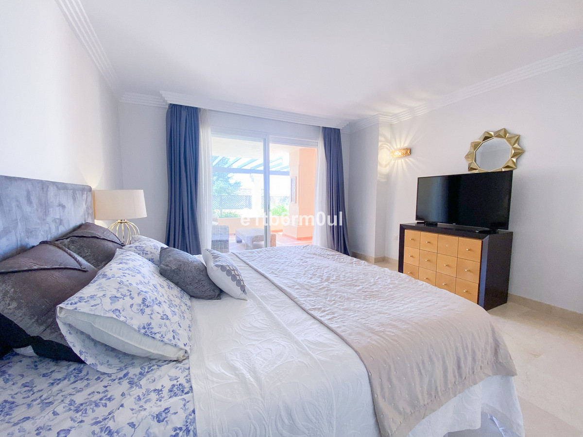 2 Bed Apartment for sale in Nueva Andalucía Costa Del Sol, Málaga, Spain