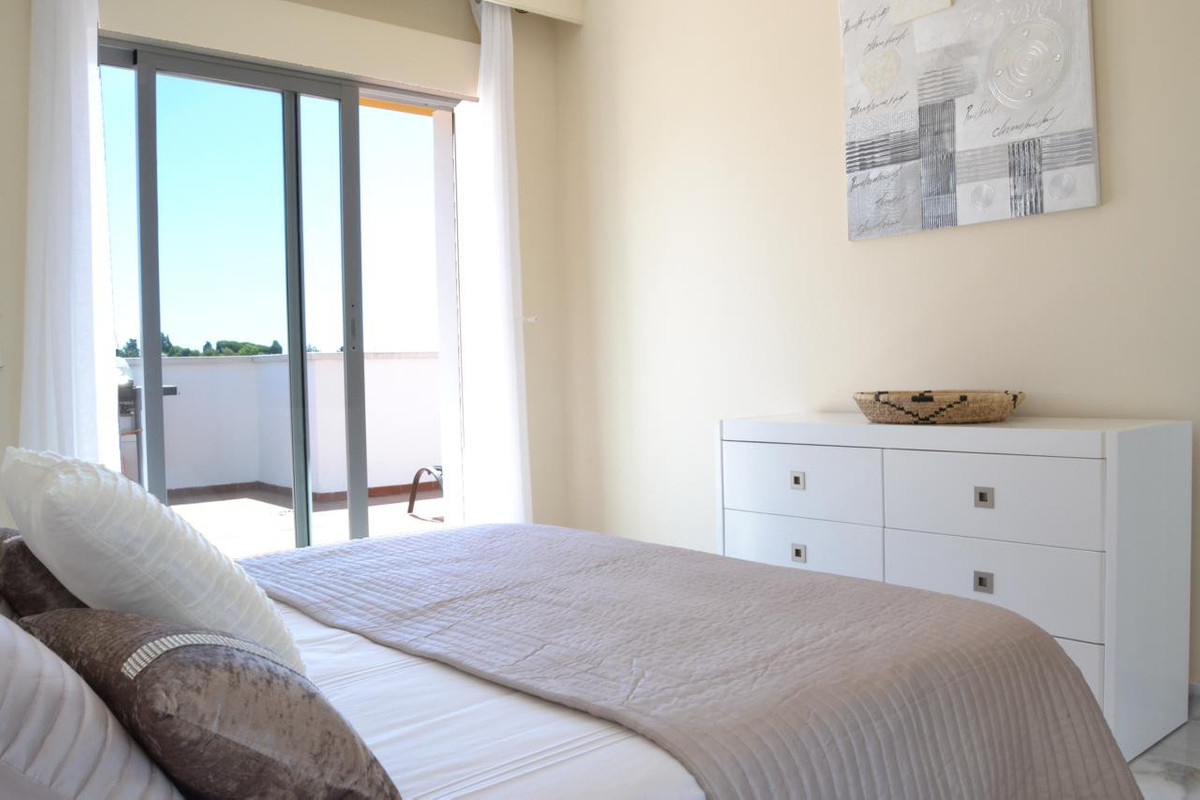 2 Bed Apartment for sale in Nueva Andalucía Costa Del Sol, Málaga, Spain