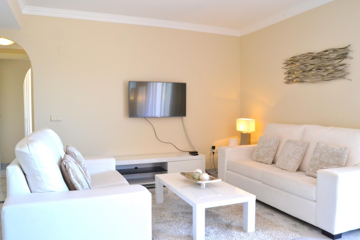 2 Bed Apartment for sale in Nueva Andalucía Costa Del Sol, Málaga, Spain