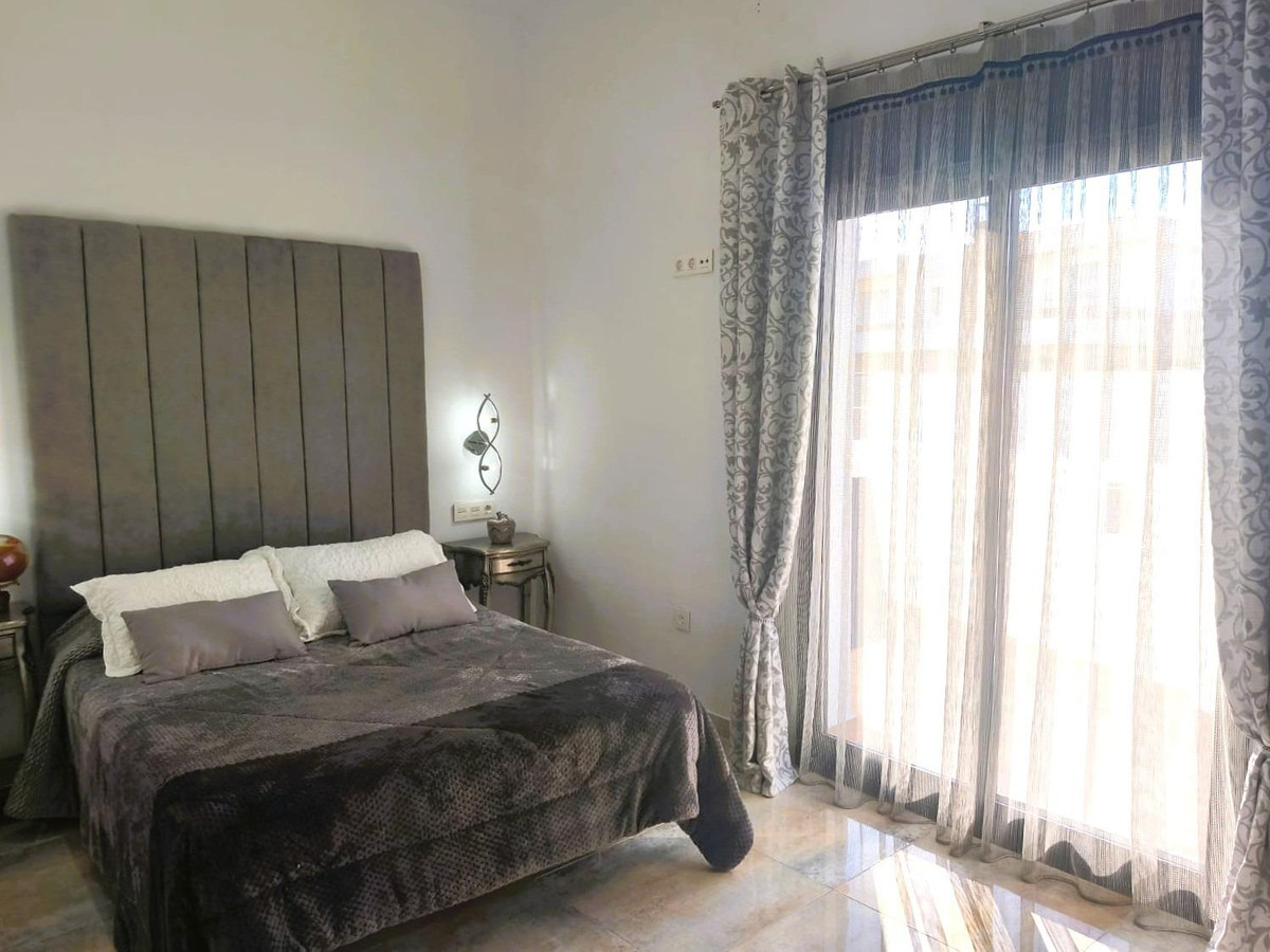 Se vende Villa - Chalet de 3 dormitorios en Costa Blanca, Alicante, España