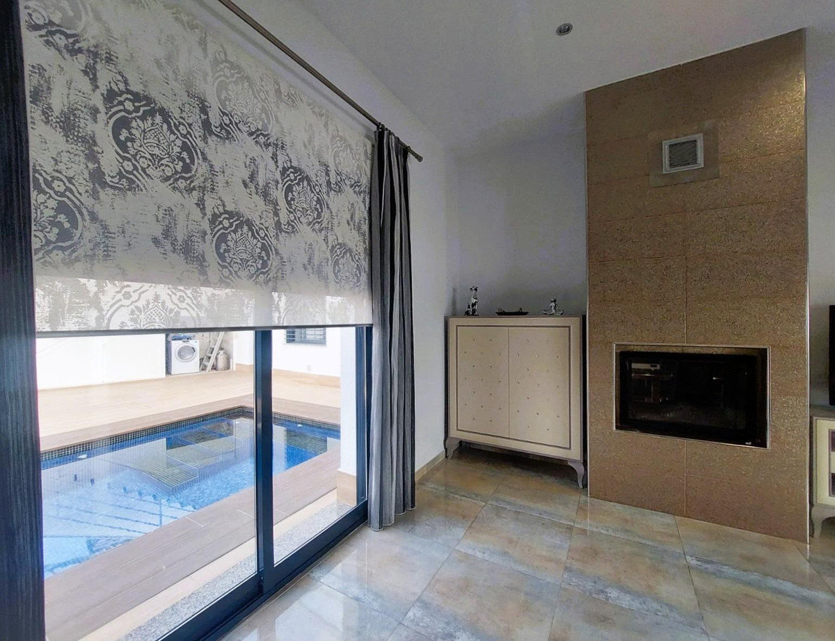 Se vende Villa - Chalet de 3 dormitorios en Costa Blanca, Alicante, España