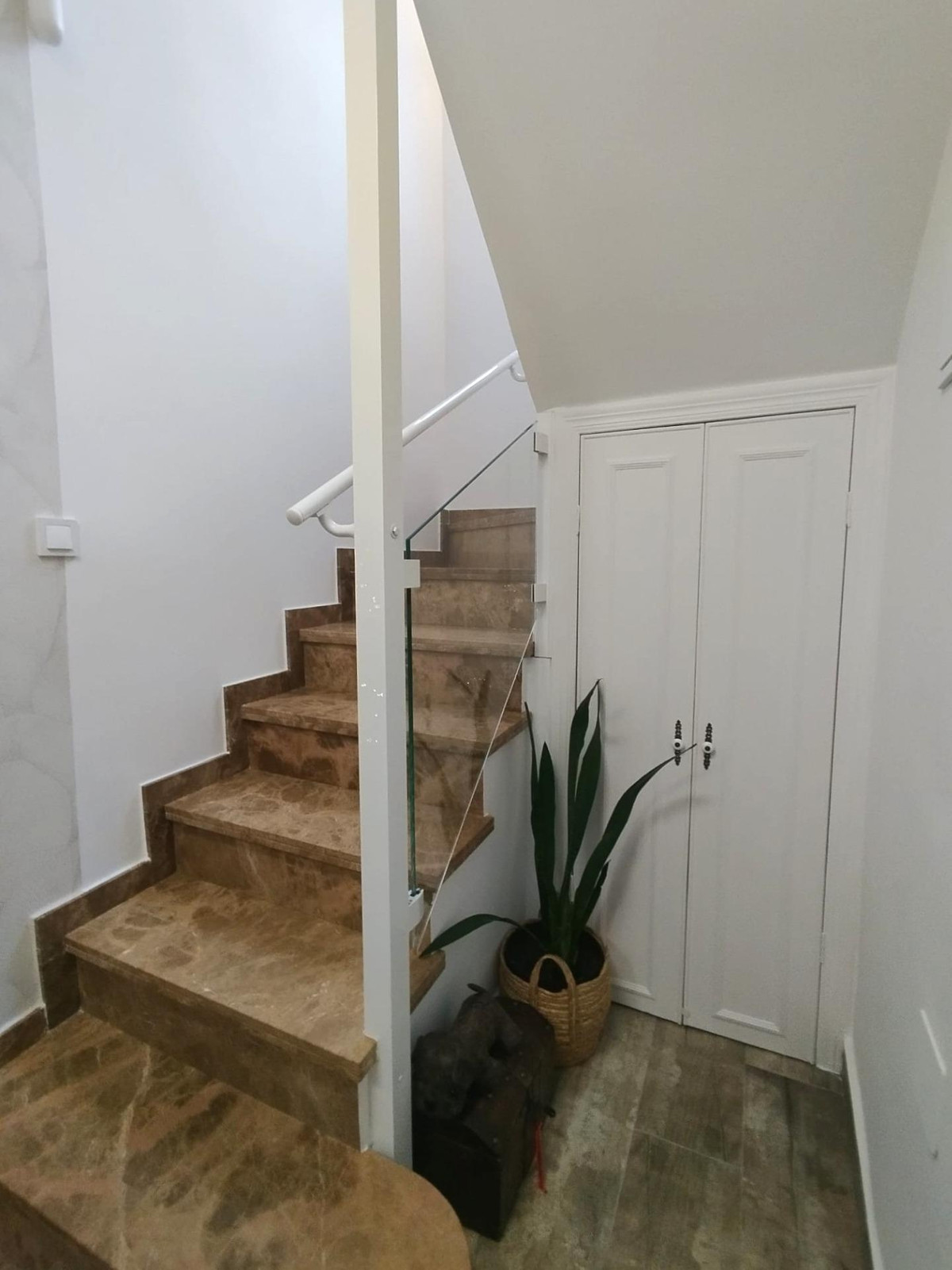 Se vende Villa - Chalet de 4 dormitorios en Costa Blanca, Alicante, España