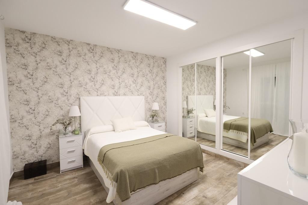 Se vende Villa - Chalet de 4 dormitorios en Costa Blanca, Alicante, España