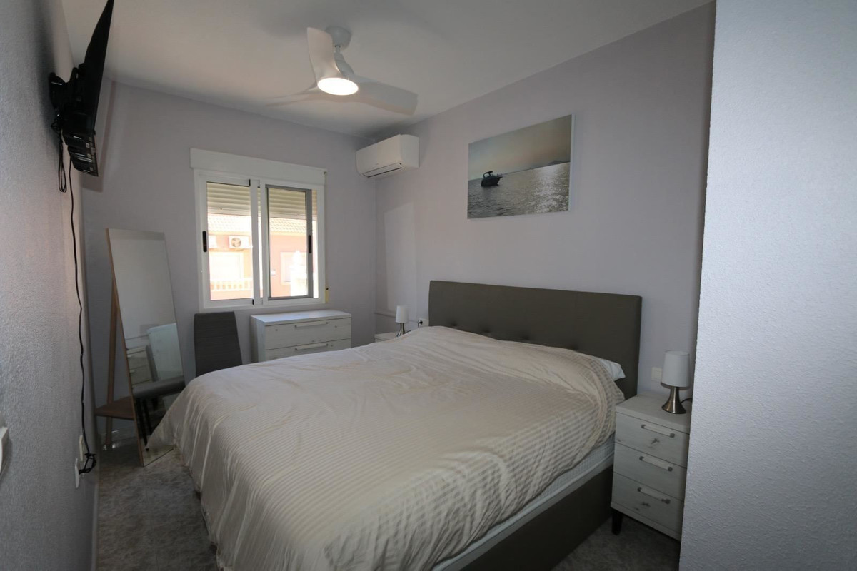 Se vende Apartamento Planta Media de 3 dormitorios en Costa Blanca, Alicante, España