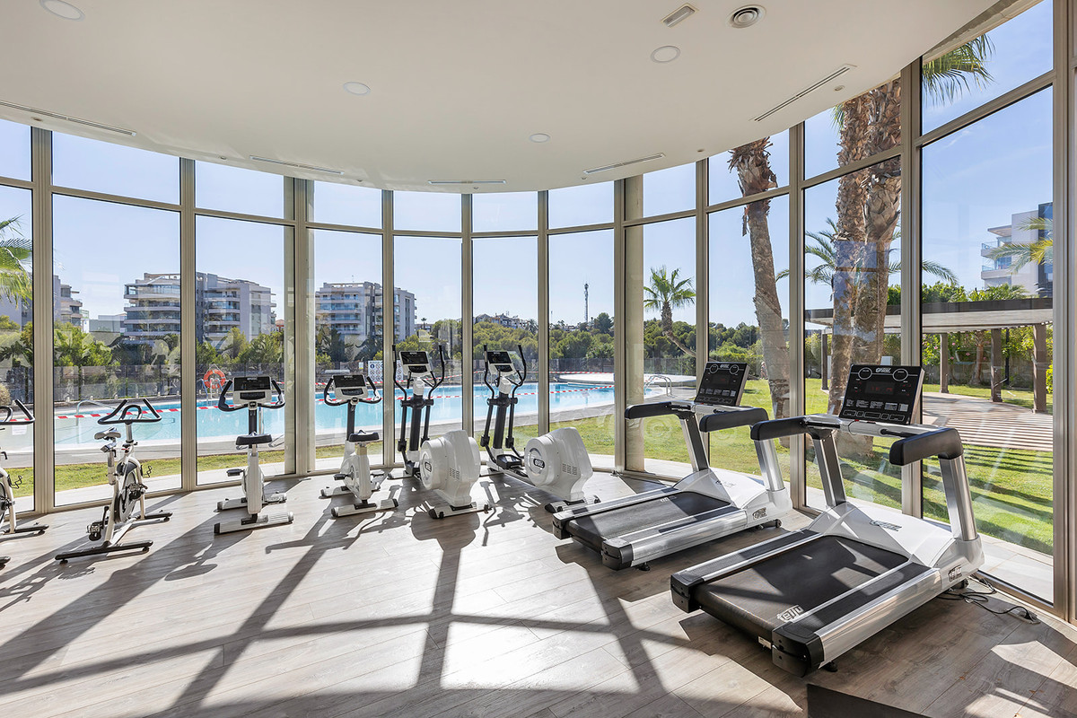 Se vende Apartamento Planta Media de 2 dormitorios en Costa Blanca, Alicante, España