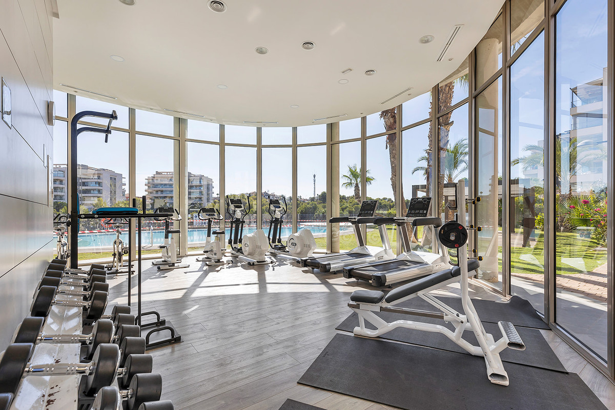 Se vende Apartamento Planta Media de 2 dormitorios en Costa Blanca, Alicante, España