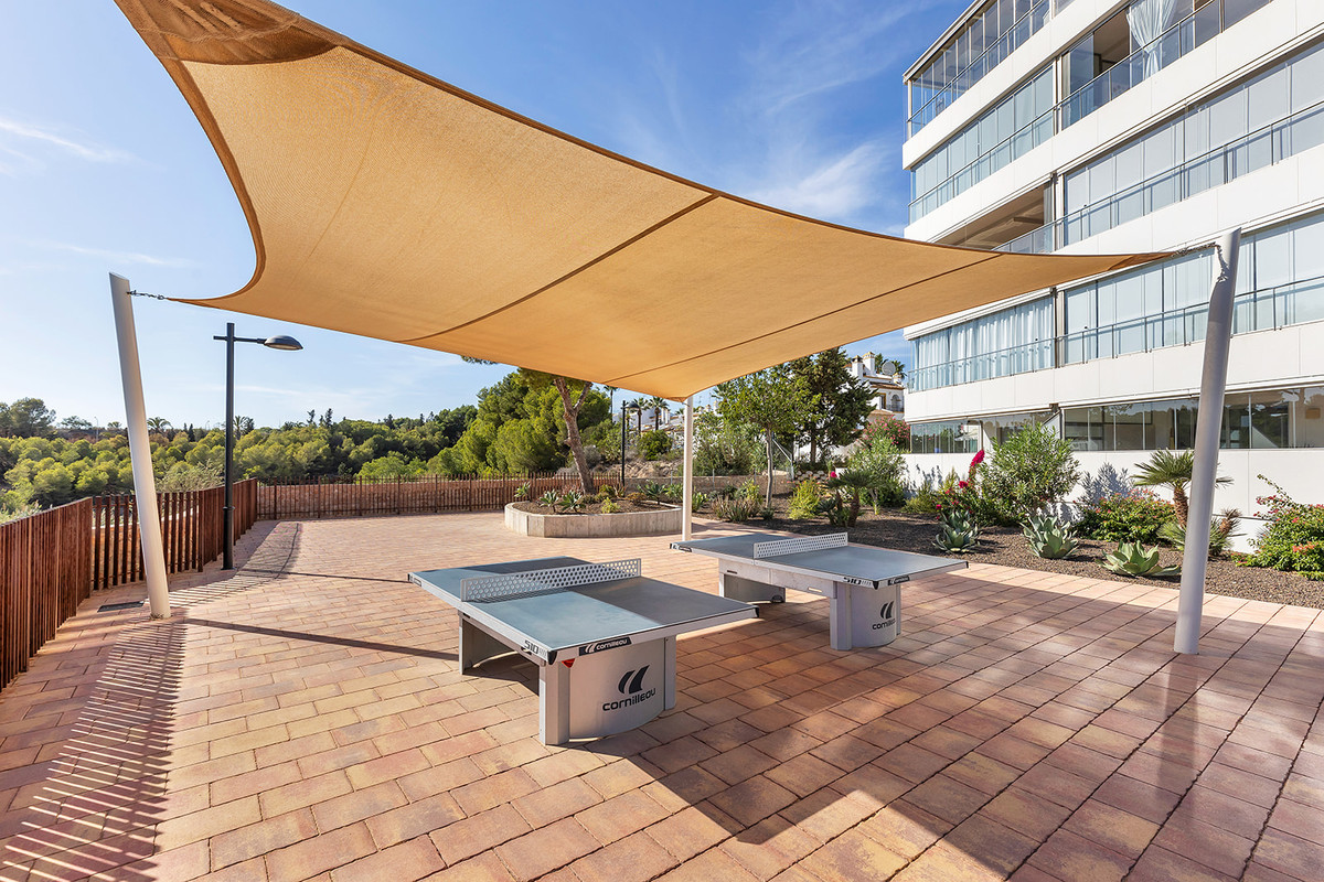 Se vende Apartamento Planta Media de 2 dormitorios en Costa Blanca, Alicante, España
