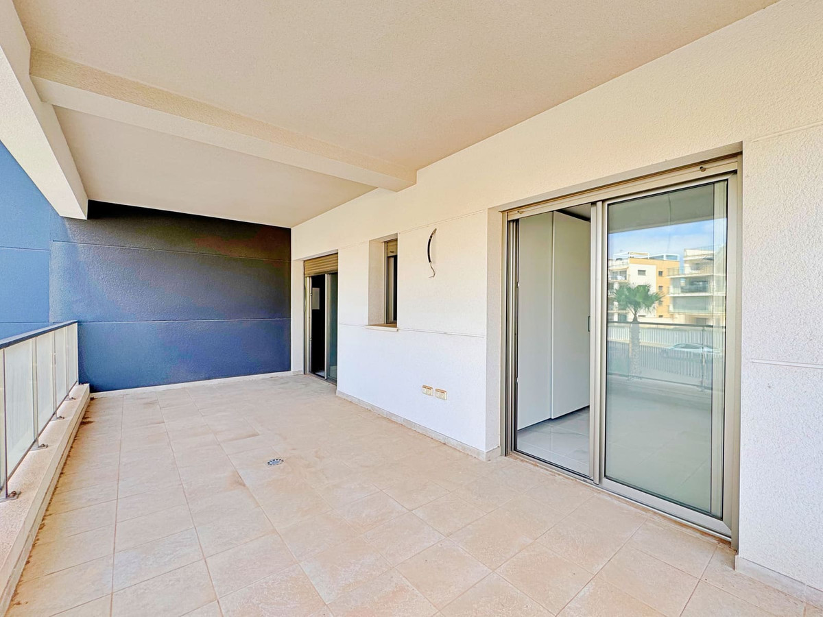 Se vende Apartamento Planta Media de 2 dormitorios en Costa Blanca, Alicante, España