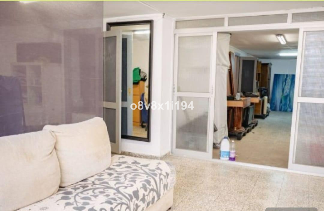 Se vende Villa - Chalet de 11 dormitorios en Costa Del Sol East, Málaga, España